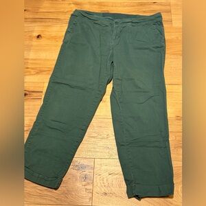 Avenue Forest Green pants. Size 16.